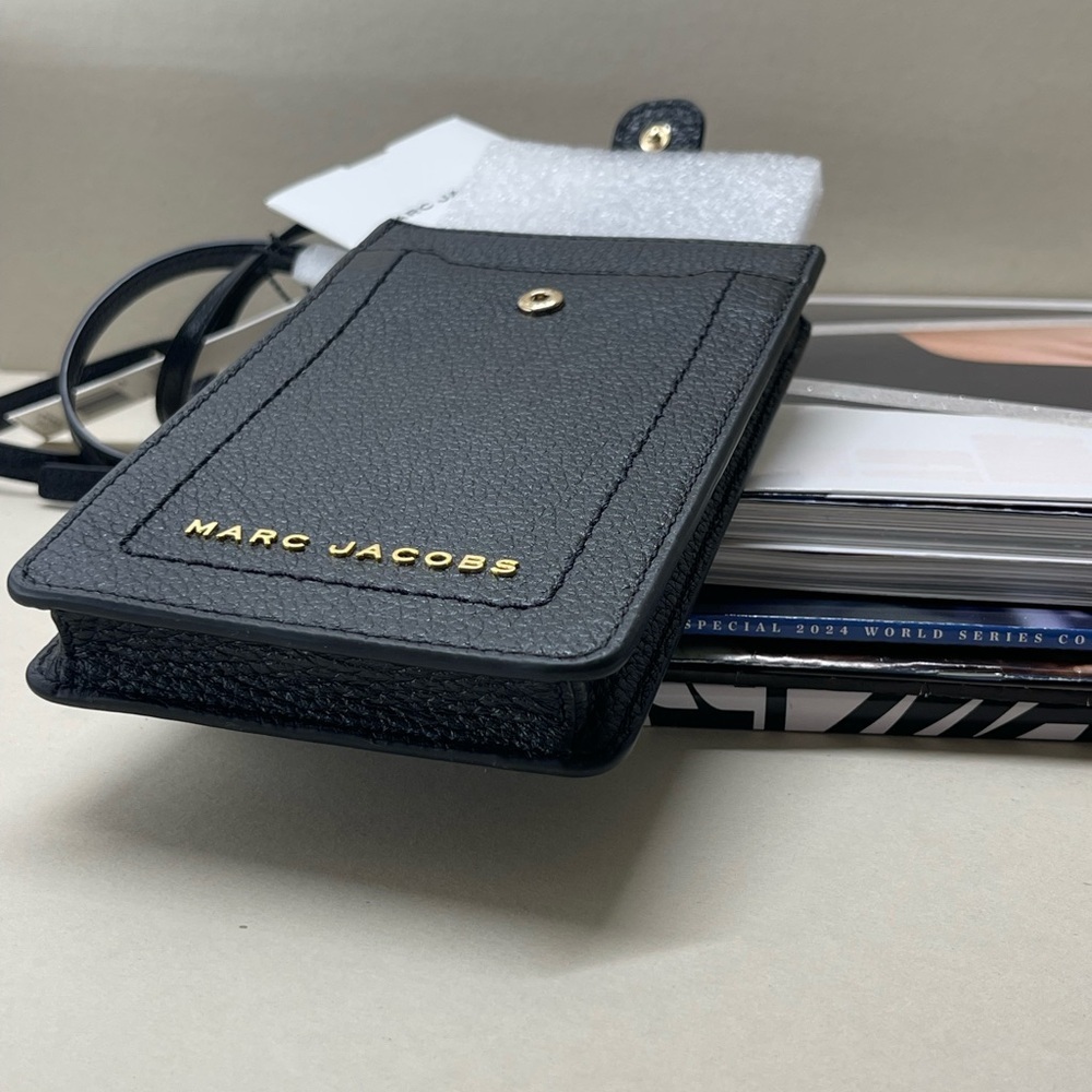 (new+tag) Marc Jacobs phone full leather crossbody fit iphone pro max - Picture 12 of 14